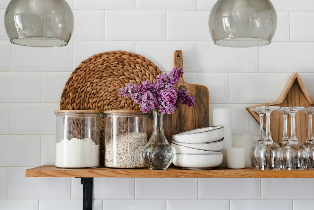 organized kitchen shelves